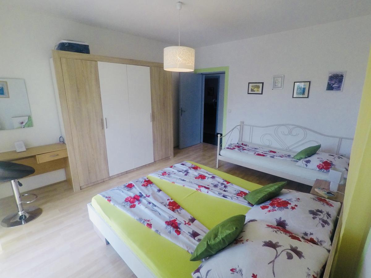 Apartments Stakic Krvavica Eksteriør billede